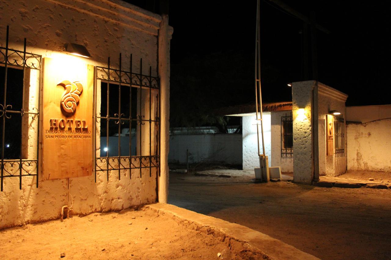 Hotel Diego De Almagro San Pedro De Atacama Bagian luar foto